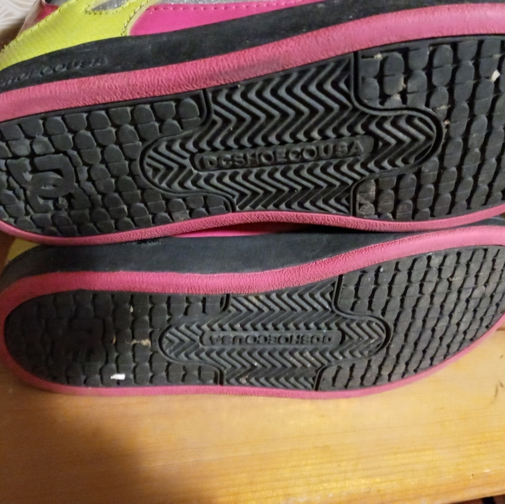 DC High Tops - Picture 2 of 4